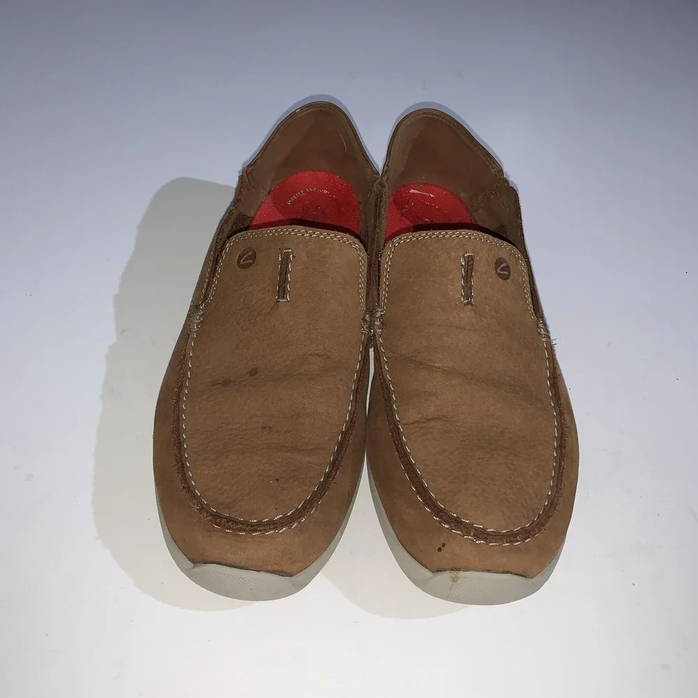 Clarks Shoes Mens Size 10.5 Brown Nubuck Slip On Loafers Casual Comfort Walking